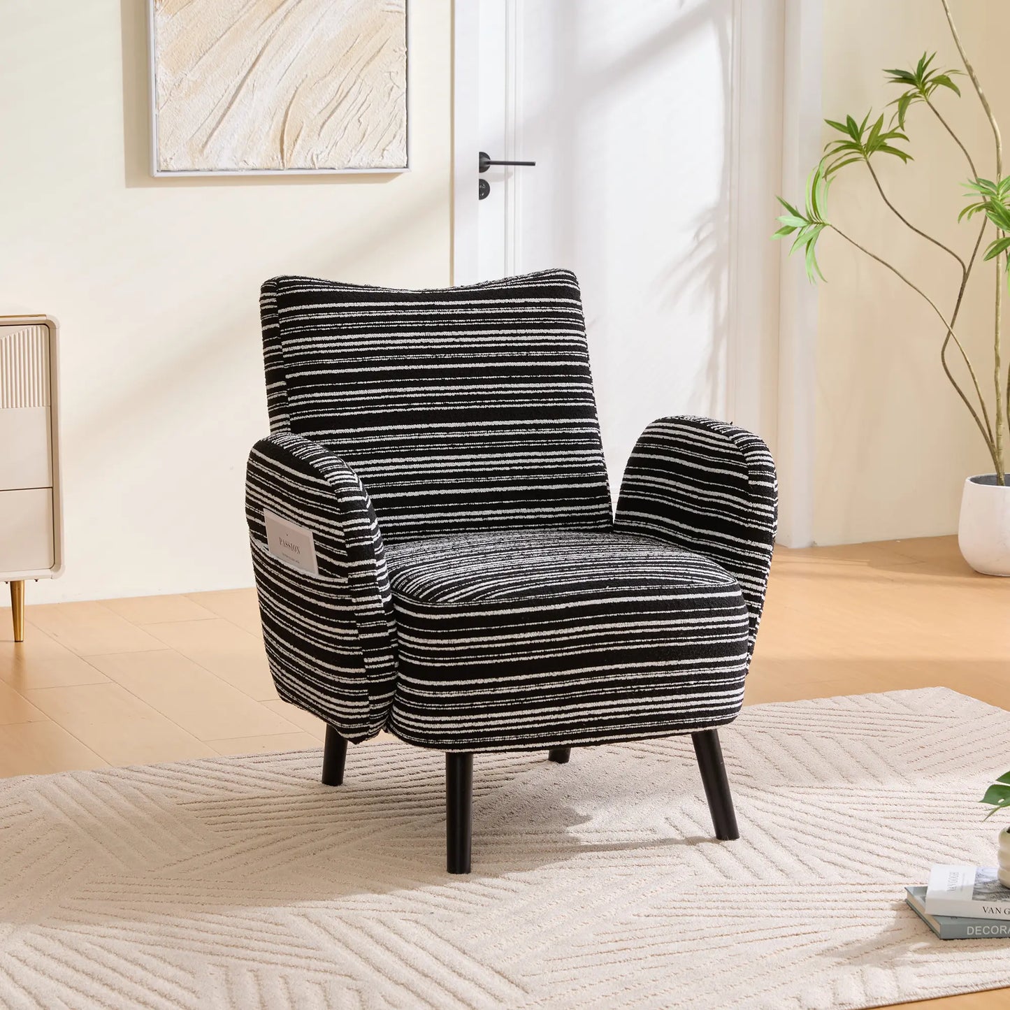 Chic Boucle Fabric Armchair with Convenient Side Pockets and Sturdy Wood Legs - Ideal for Living Room and Bedroom Comfort